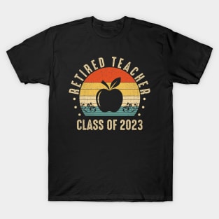 Retired Teacher Class Of 2023 T-Shirt